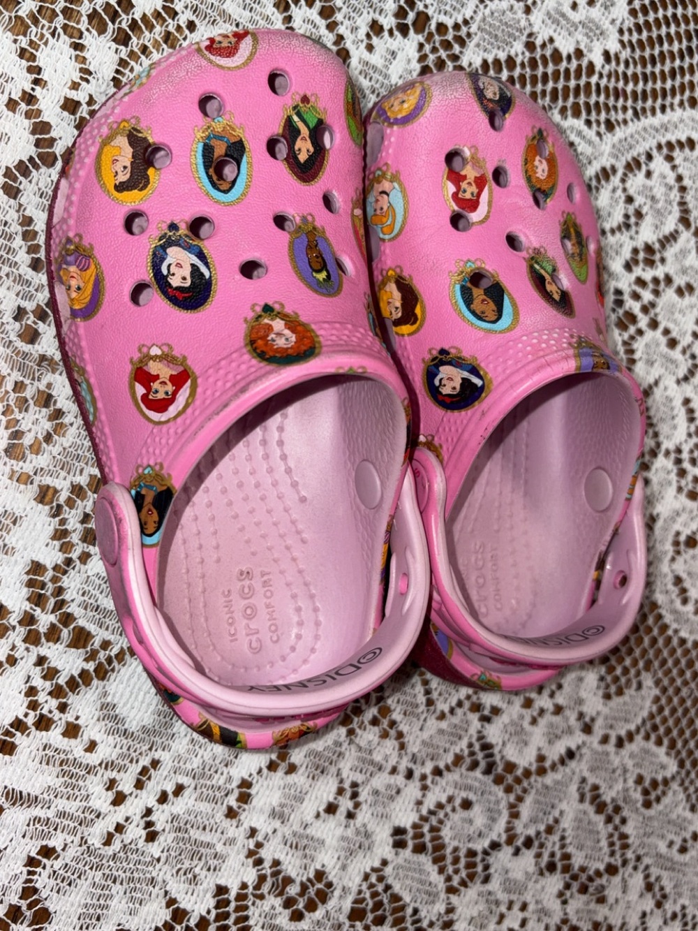 CROCS Kids Pink Princess Character Clogs